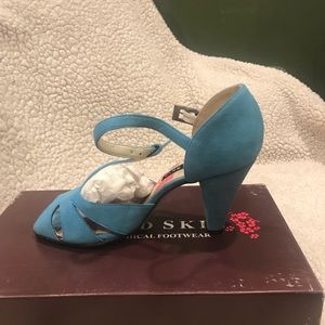 Beyond Skin Eleanor Turquoise Suede Heels